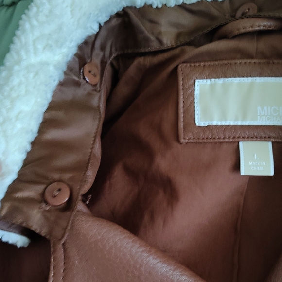 Michael Kors Tan Leather Jacket with Cream Collar - Picture 4 of 14